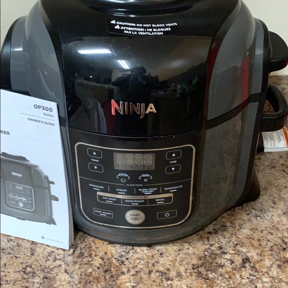 Pressure cooker